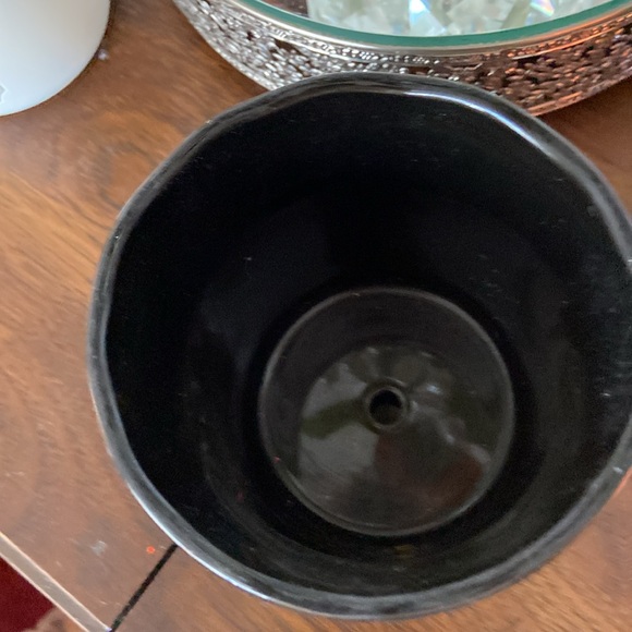 Final price accepted 💜💜💜NWT Rae Dunn planter - Picture 6 of 7